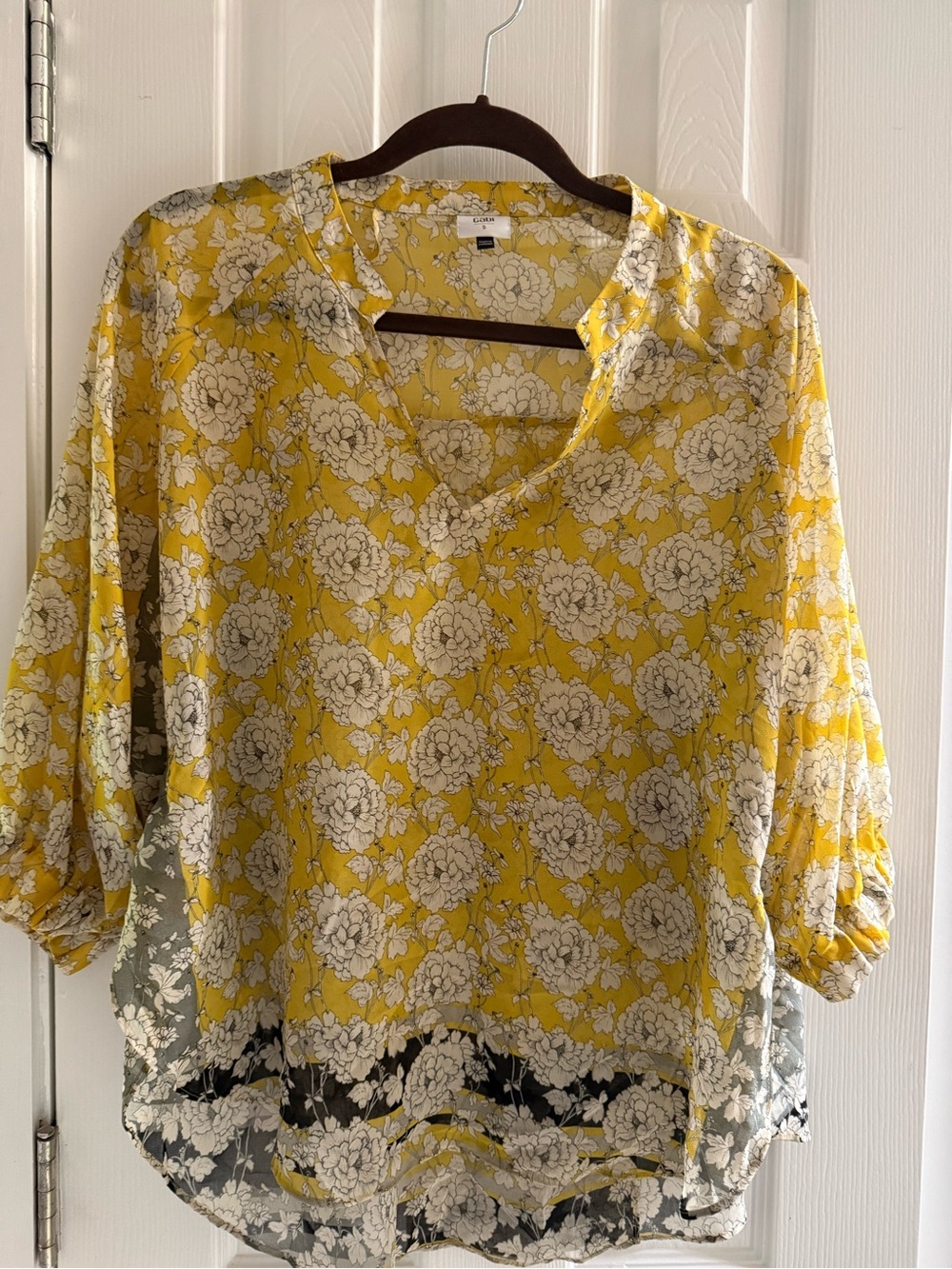 CAbi Yellow Floral V-Neck Tunic Blouse #5713